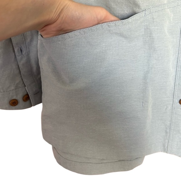 DULUTH TRADING CO Heirloom Gardening Button-Up Shirt in Light Blue Size 2X - Picture 8 of 14